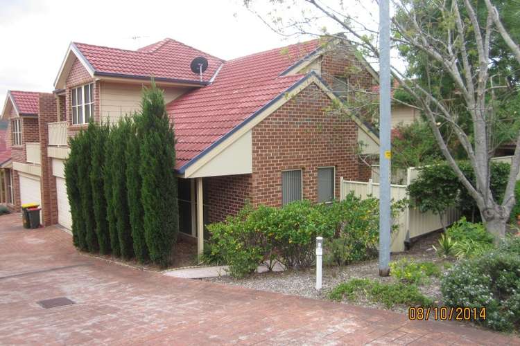 Main view of Homely townhouse listing, 5/62 Balmoral Street, Balgownie NSW 2519