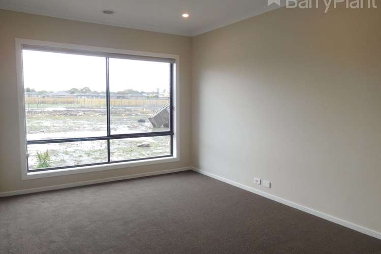 Fifth view of Homely house listing, 7 Imer Crescent, Berwick VIC 3806