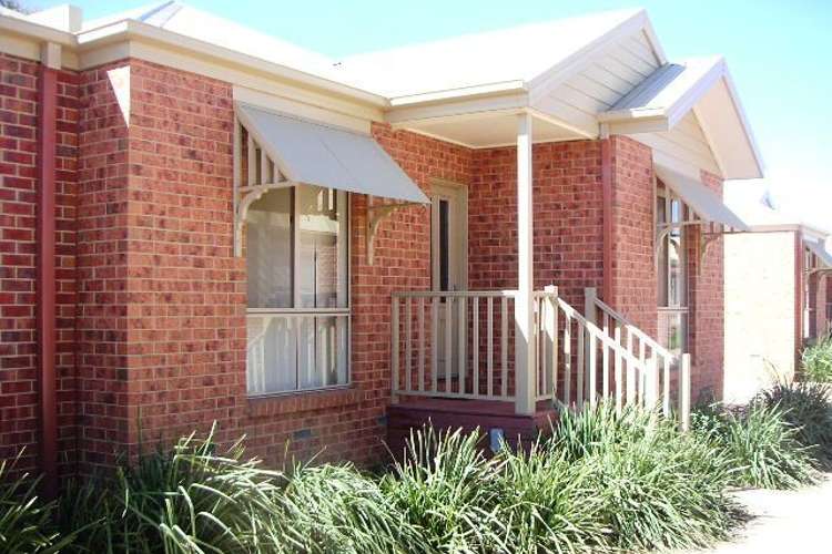 Main view of Homely unit listing, 2/142 Bowen Street, Echuca VIC 3564