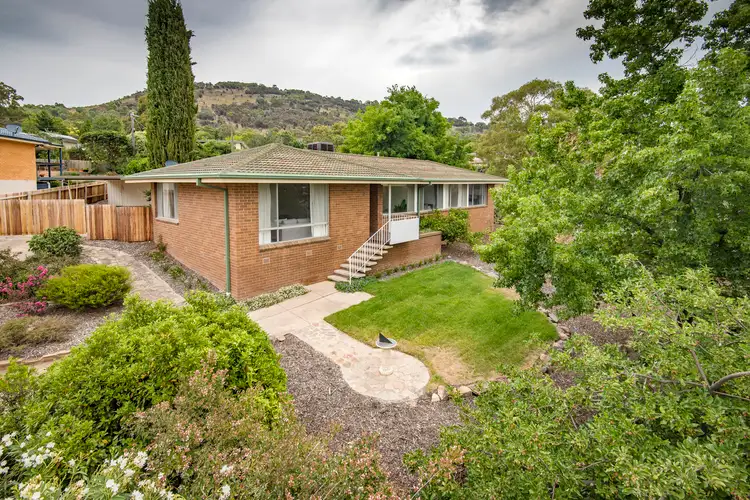 2 Mccay Place, Pearce ACT 2607