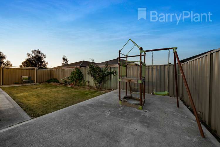 Fifth view of Homely house listing, 4 Beagle Street, Cranbourne East VIC 3977