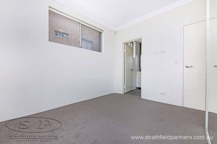 Third view of Homely apartment listing, 3/29 Hampstead Road, Homebush West NSW 2140