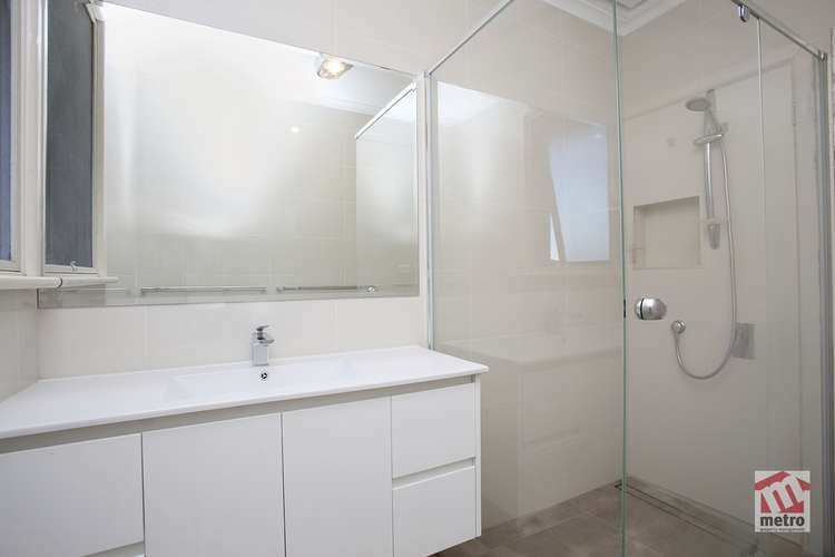 Fourth view of Homely unit listing, 4/430 Warrigal Road, Ashburton VIC 3147