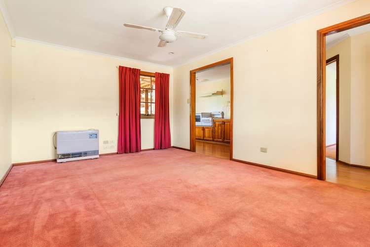 Second view of Homely house listing, 5 Tulloch Court, Bacchus Marsh VIC 3340