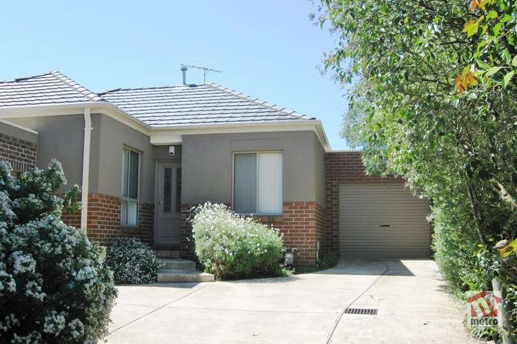 Main view of Homely unit listing, 3/4 Darryl Street, Bulleen VIC 3105