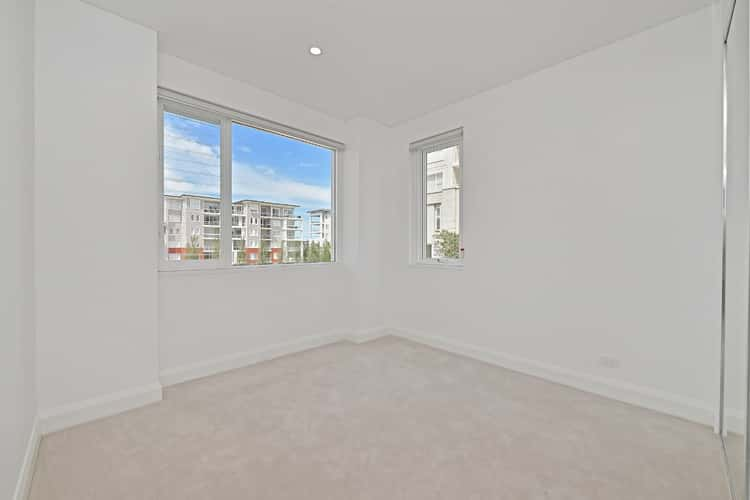 Fourth view of Homely apartment listing, 204/17 Woodlands Avenue, Breakfast Point NSW 2137