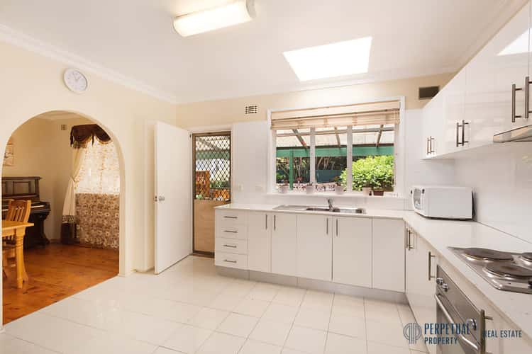 31 Bellevue Drive, Carlingford NSW 2118