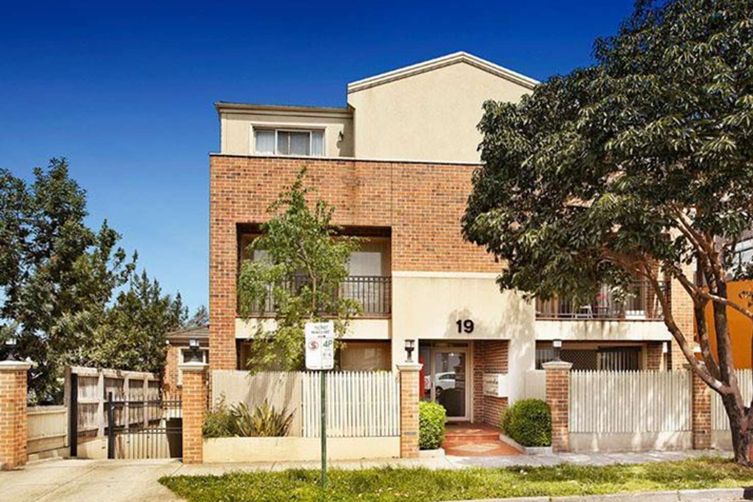 Main view of Homely unit listing, 5/19 Cambridge Street, Box Hill VIC 3128