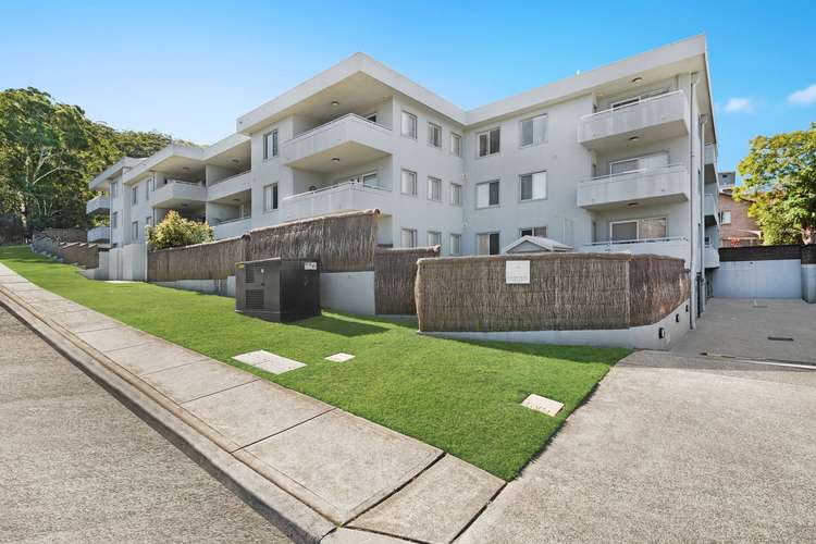 21/13-15 Moore Street, West Gosford NSW 2250