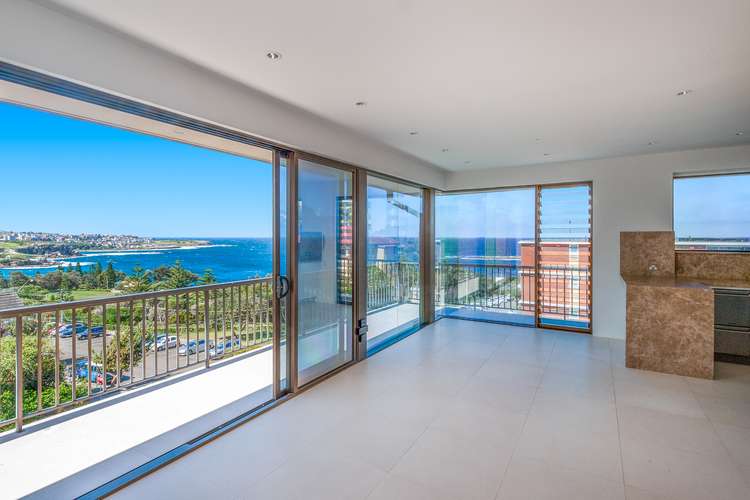 Main view of Homely unit listing, 6/192 Beach Street, Coogee NSW 2034