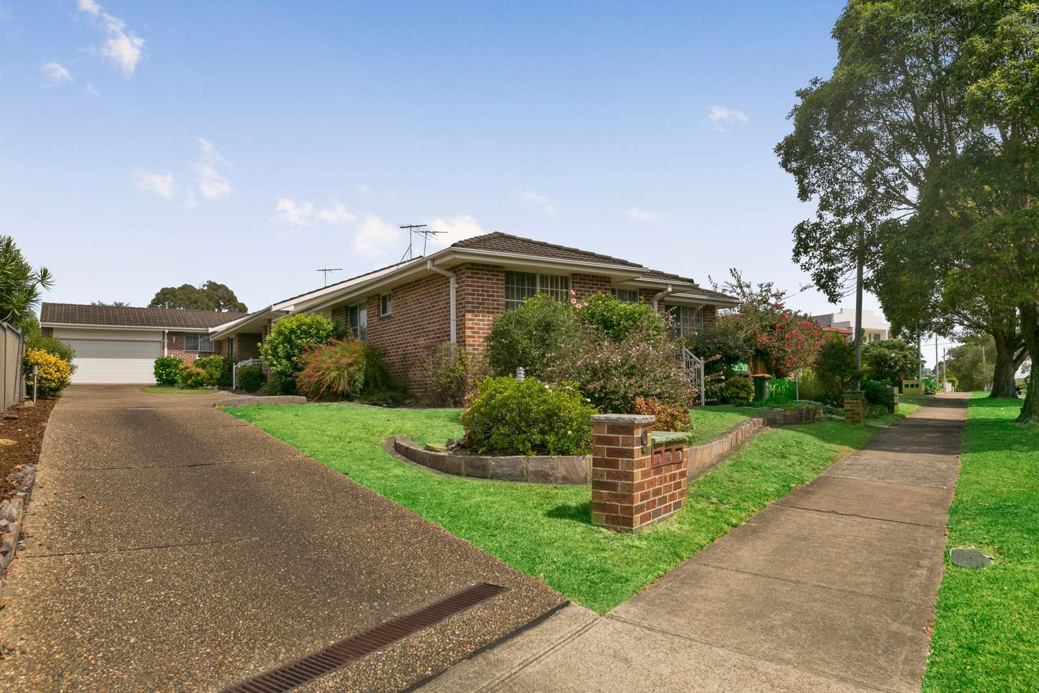 Main view of Homely villa listing, 3/9 Mountview Avenue, Beverly Hills NSW 2209
