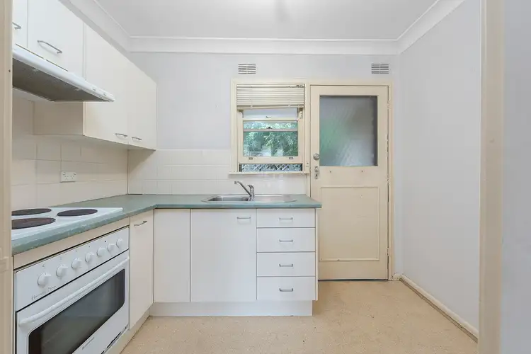 8/74-76 Pemberton Street