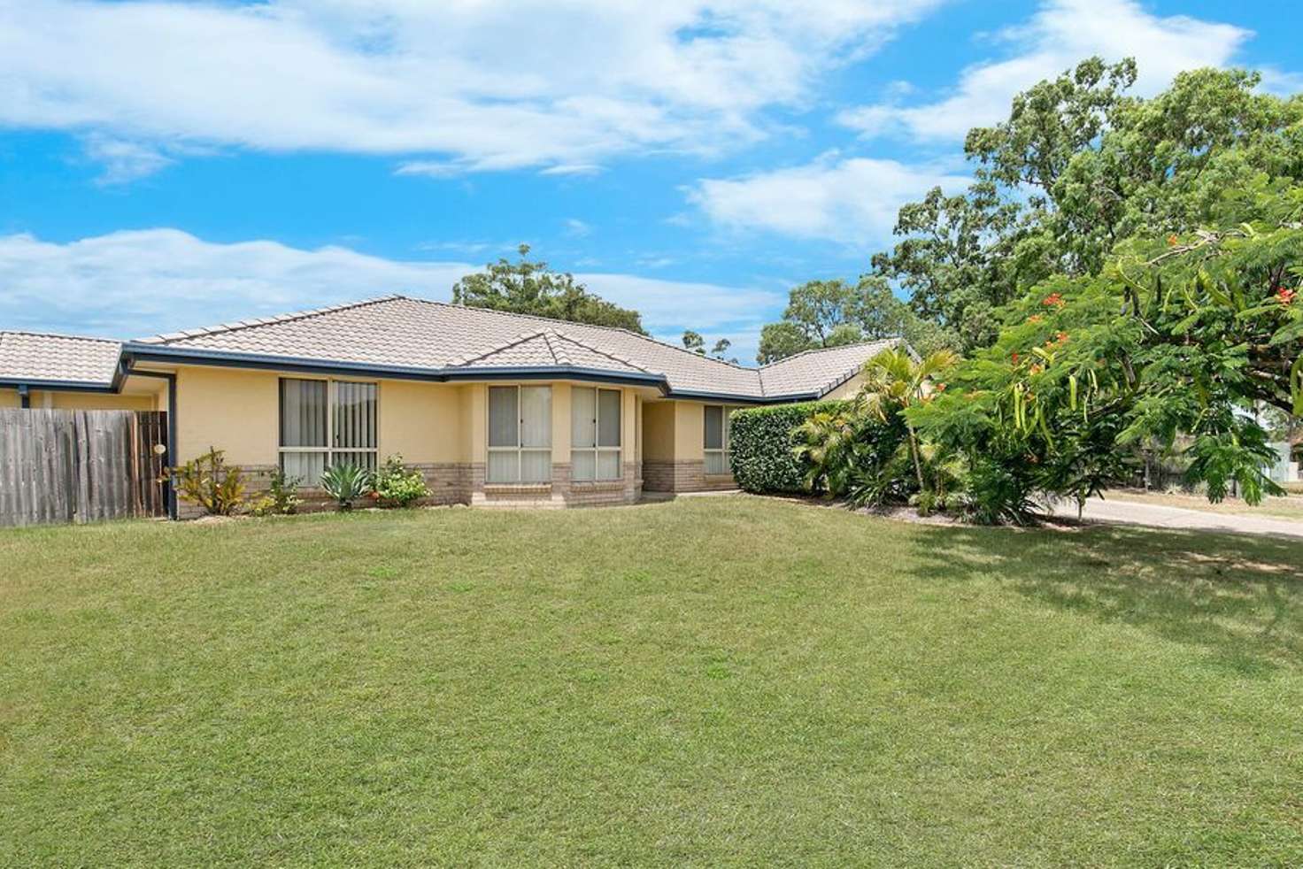 Main view of Homely house listing, 20 Swanbrook Place, Parkinson QLD 4115