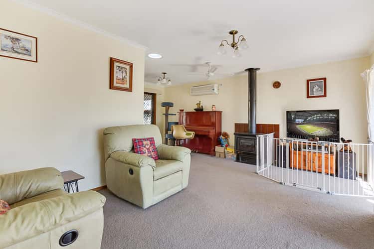 Fifth view of Homely house listing, 17 Atkinson Street, Ballan VIC 3342