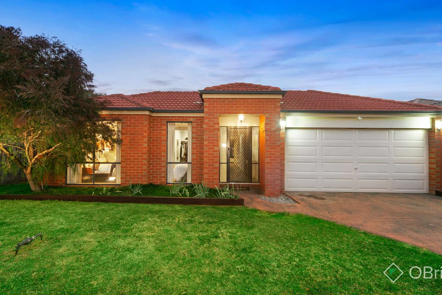 Main view of Homely house listing, 21 Sundial Court, Berwick VIC 3806