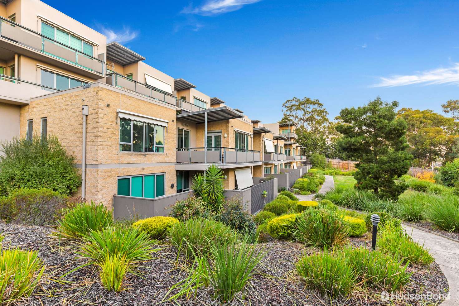 Main view of Homely apartment listing, 25/3 Sovereign Point Court, Doncaster VIC 3108