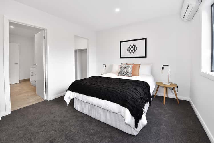 Fifth view of Homely unit listing, 3/26 Thackeray Road, Reservoir VIC 3073