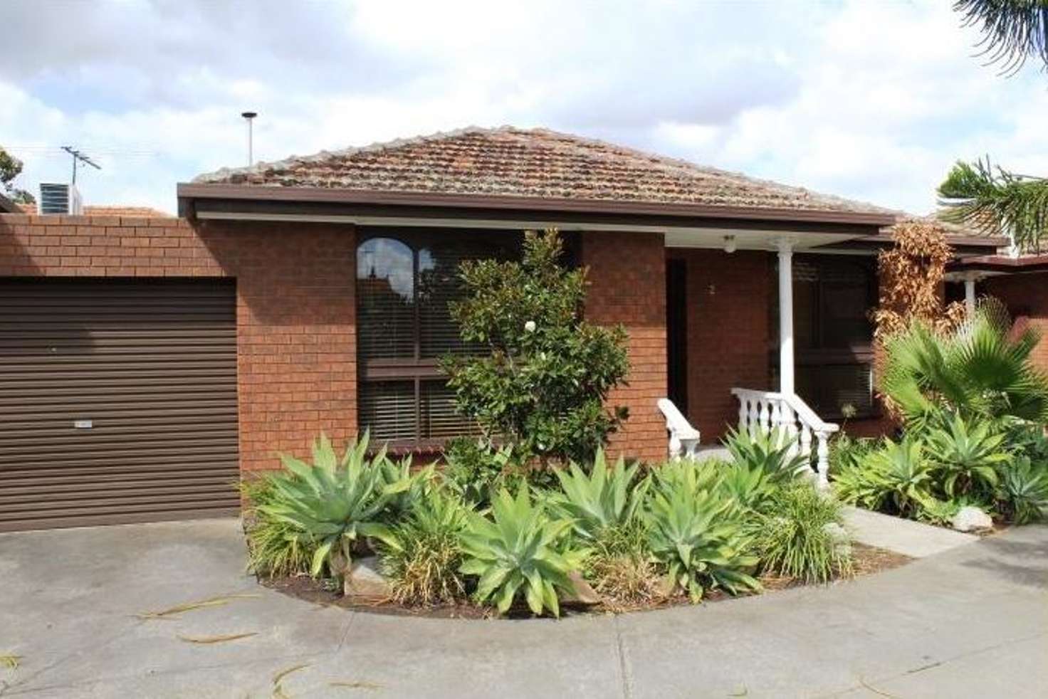Main view of Homely unit listing, 2/7 Rona Street, Reservoir VIC 3073