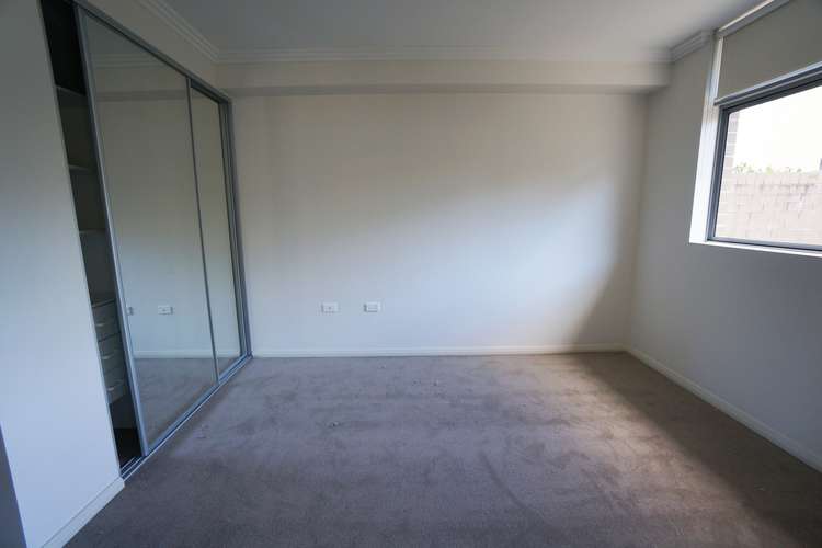 Third view of Homely apartment listing, 5/24-28 John Street, Mascot NSW 2020