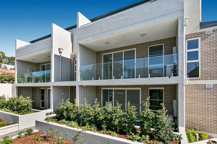 Main view of Homely unit listing, 10/323-325 Sydney Road, Balgowlah NSW 2093