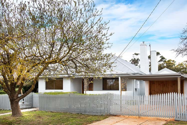 Second view of Homely house listing, 5 Butterworth Street, Castlemaine VIC 3450