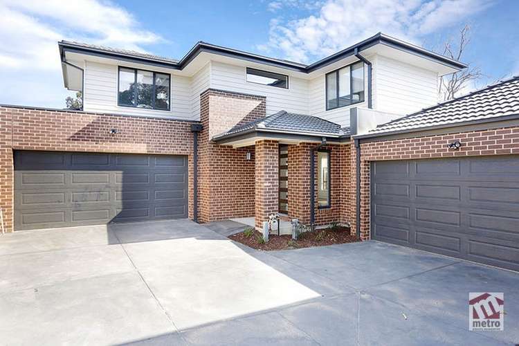 Main view of Homely townhouse listing, 8B Railway Avenue, Ashwood VIC 3147