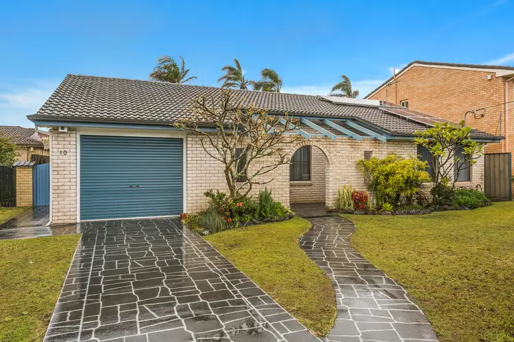 10 Kurrawa Avenue, Kiama Downs NSW 2533