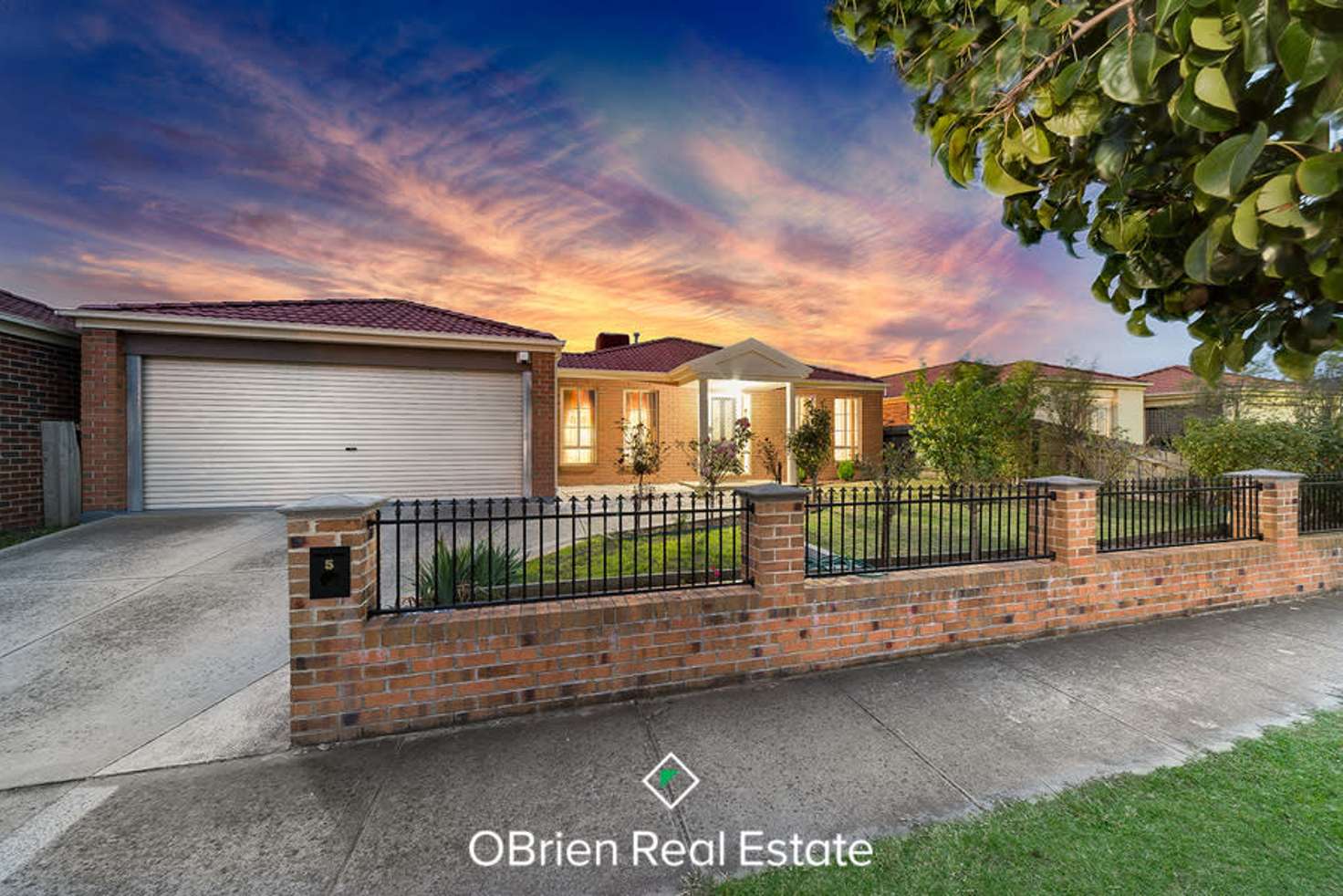 Main view of Homely house listing, 5 Nariel Place, Cranbourne West VIC 3977