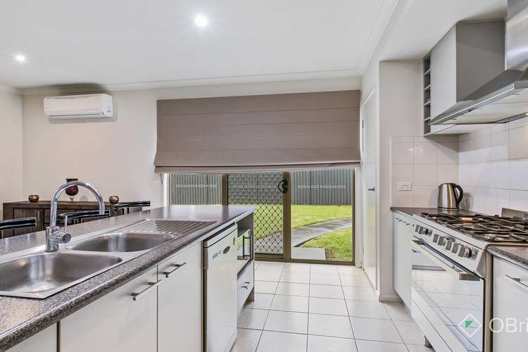Fourth view of Homely house listing, 2 Griffith Mews, Pakenham VIC 3810