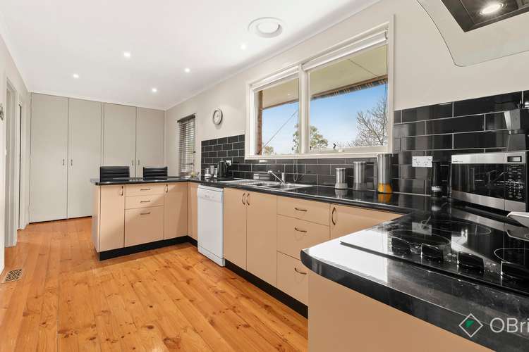 Fifth view of Homely unit listing, 2/30 Tulip Crescent, Boronia VIC 3155