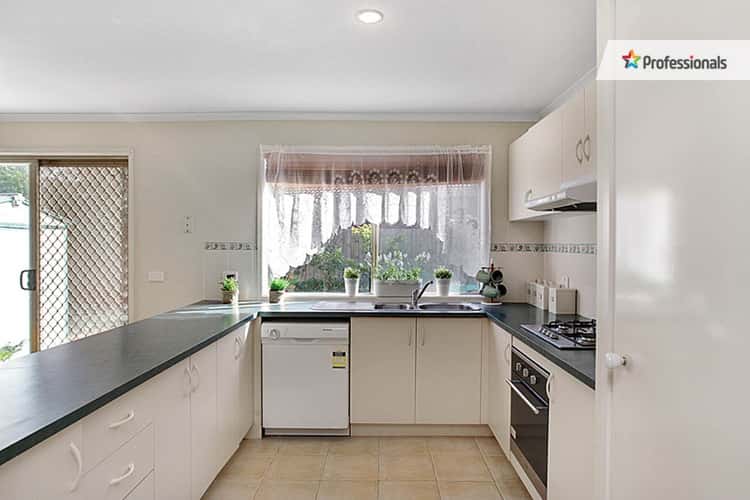 Second view of Homely house listing, 5 Gertrude Court, Tarneit VIC 3029