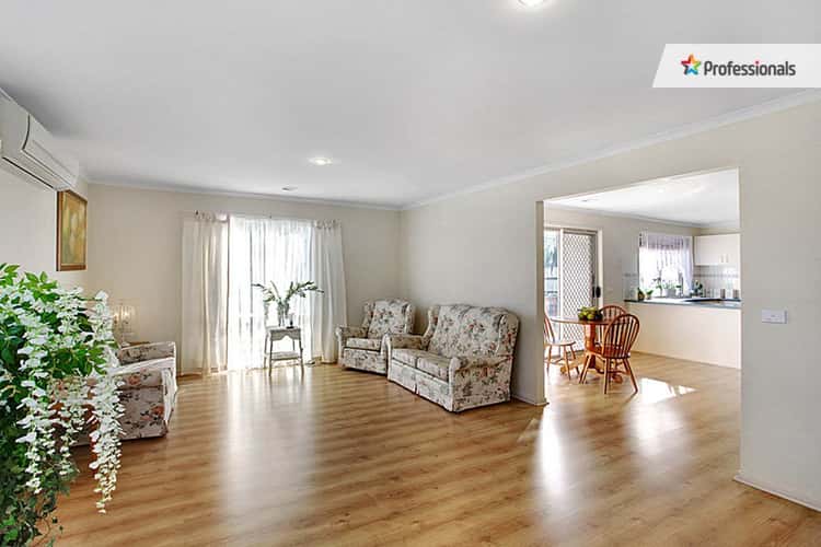 Fifth view of Homely house listing, 5 Gertrude Court, Tarneit VIC 3029