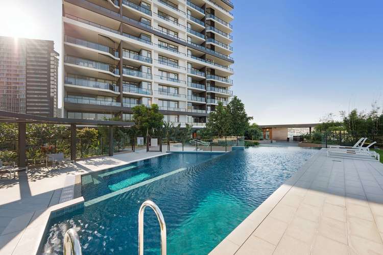 Main view of Homely apartment listing, 1081/12 Longland Street, Newstead QLD 4006
