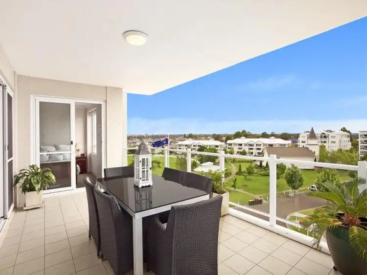 62/68 Village Drive