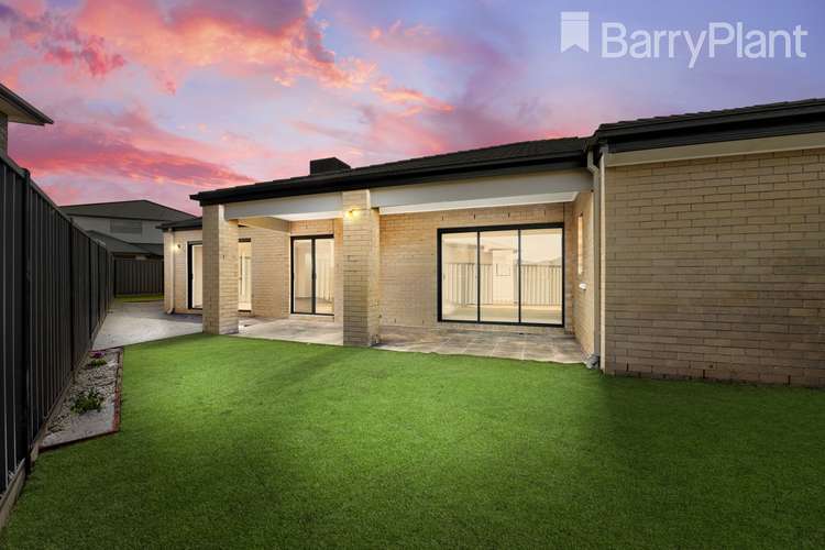 Second view of Homely house listing, 15 Trumpeter Drive, Tarneit VIC 3029