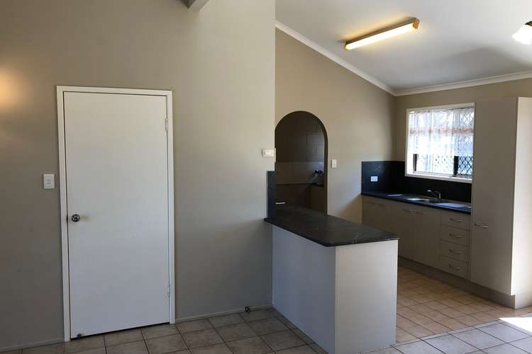 Fifth view of Homely unit listing, 34/14 Elma Street, Cooee Bay QLD 4703