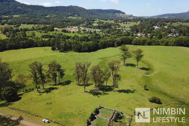 3 Redcotes Road