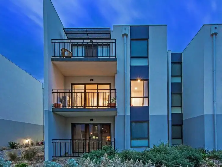 63/21-29 Trickey Avenue