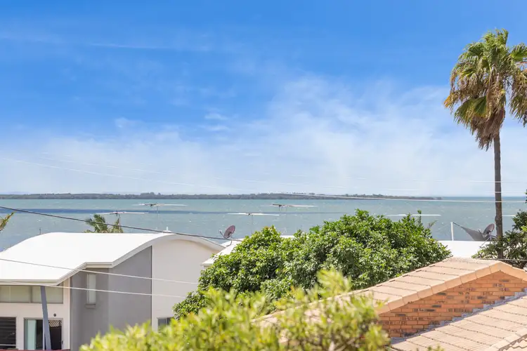 4/161 Melville Terrace, Manly QLD 4179