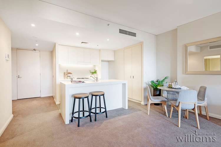 Third view of Homely apartment listing, 402/35 Shelley Street, Sydney NSW 2000