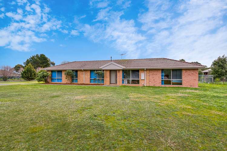 12 Berry Street, Ballan VIC 3342