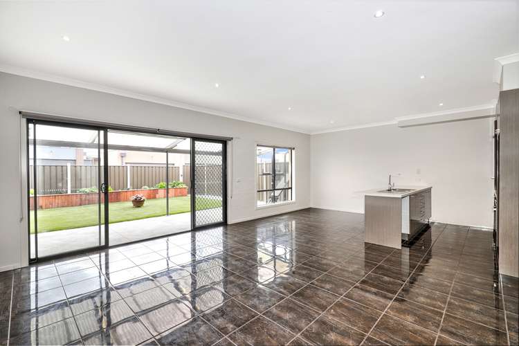 Second view of Homely house listing, 25 Brunswick Crescent, Craigieburn VIC 3064