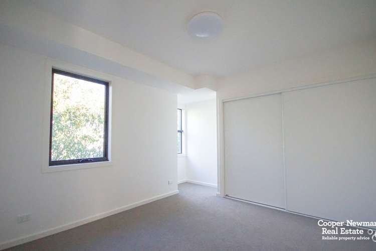 Fourth view of Homely apartment listing, 9/4 Milford Avenue, Burwood VIC 3125