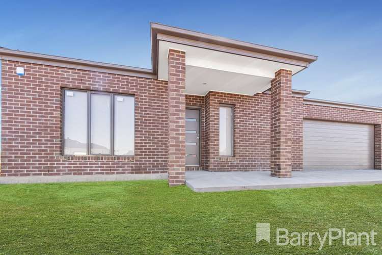 28 Albert Drive, Melton South VIC 3338