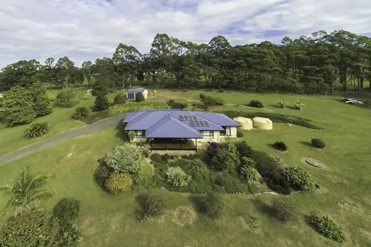 19 Tullarook Grove, Spring Grove NSW 2470