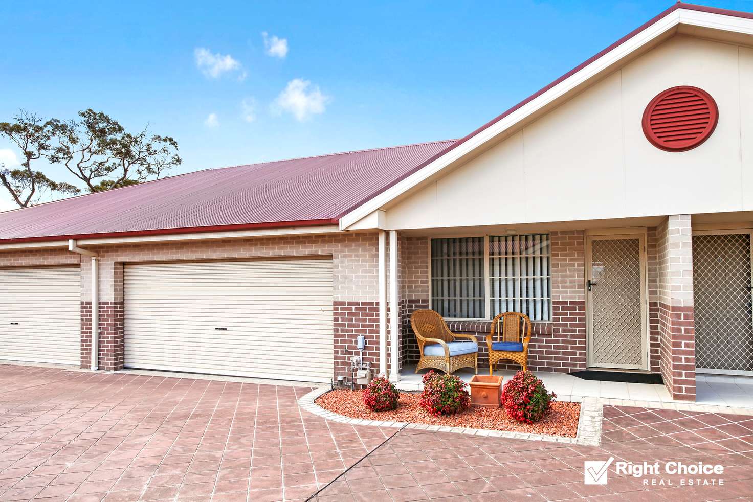 Main view of Homely villa listing, 2/105 Tongarra Road, Albion Park NSW 2527