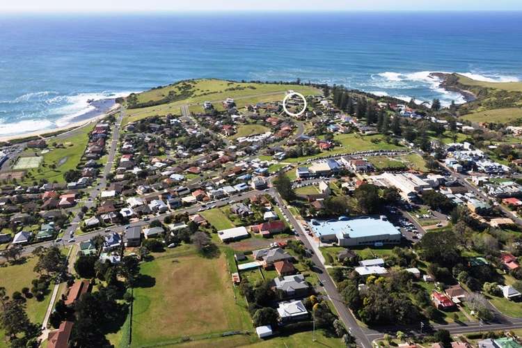 Third view of Homely villa listing, 2/51 Armstrong Avenue, Gerringong NSW 2534