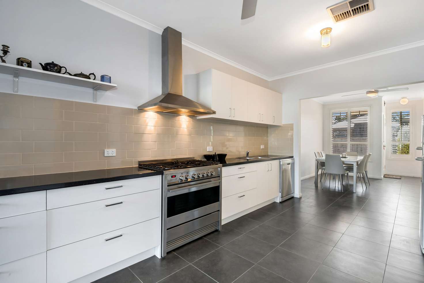 Main view of Homely unit listing, 2/4 Jelf Court, Fawkner VIC 3060