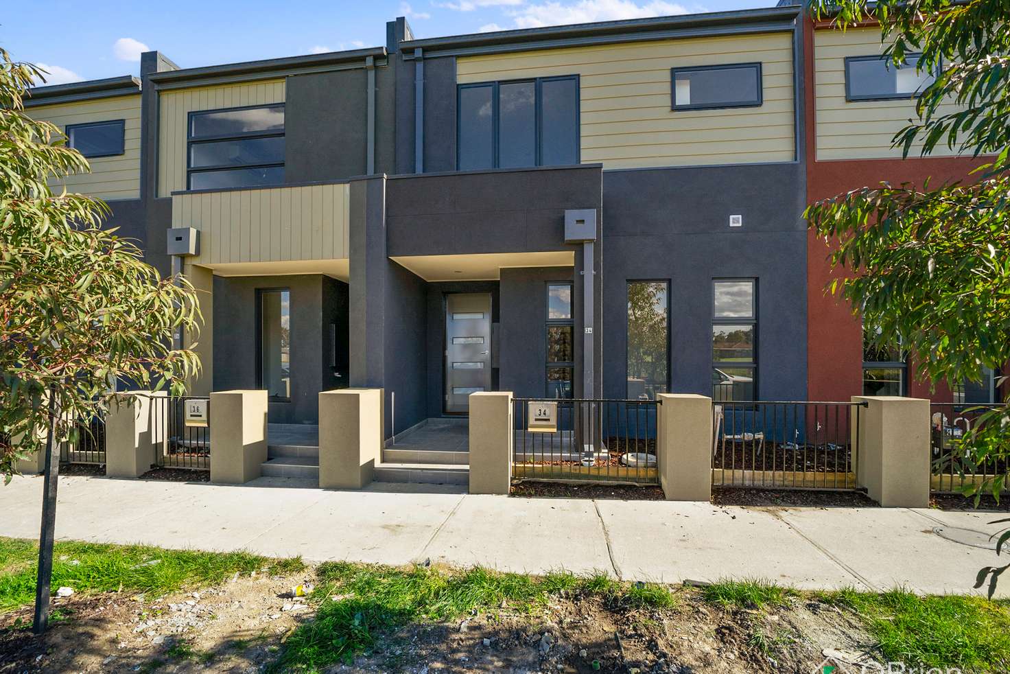 Main view of Homely townhouse listing, 34 Armidale Drive, Pakenham VIC 3810