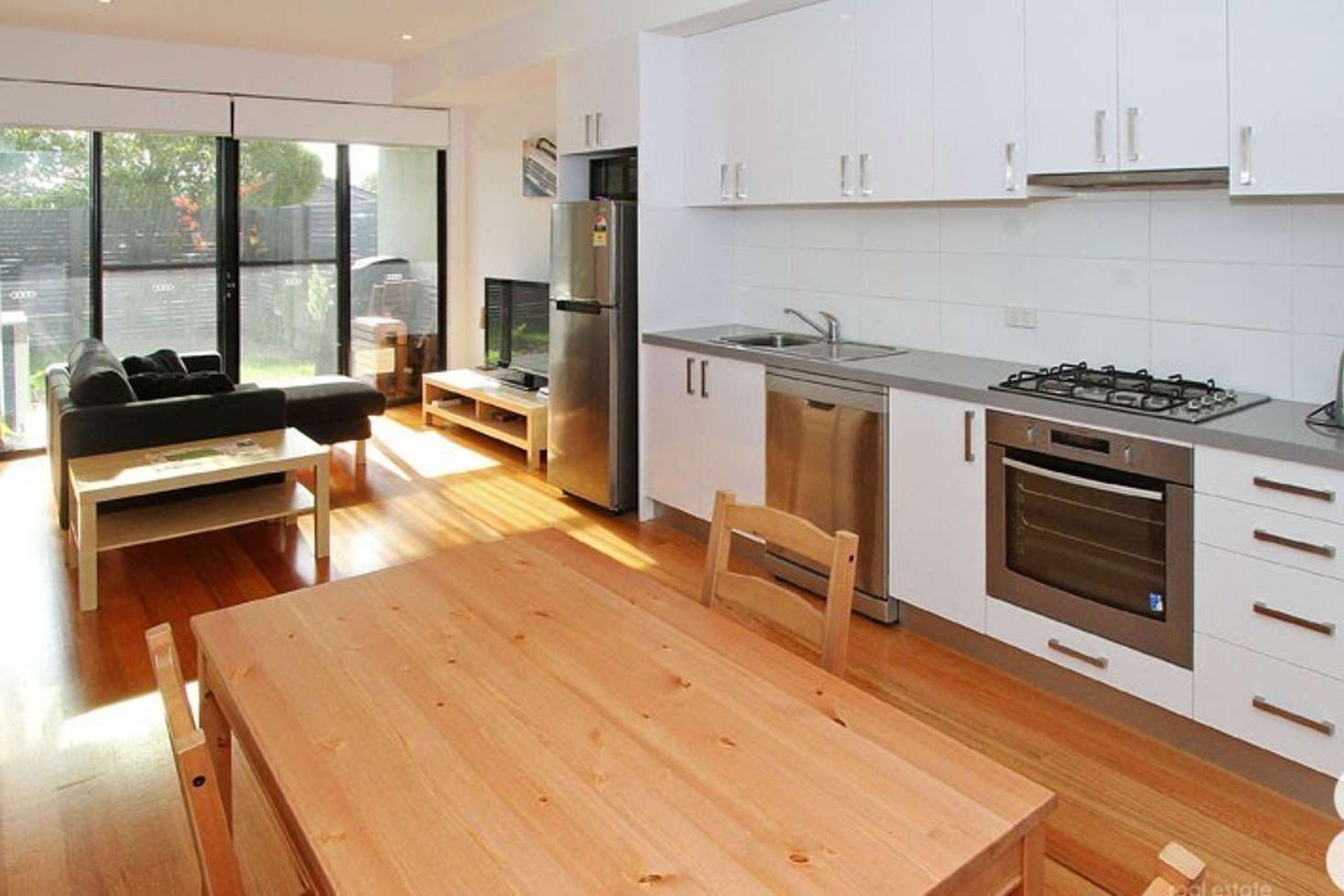 Main view of Homely apartment listing, 2/99 Barton Street, Reservoir VIC 3073